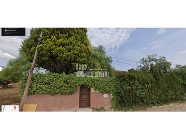 Villa con giardino in vendita a Calle Merles 11