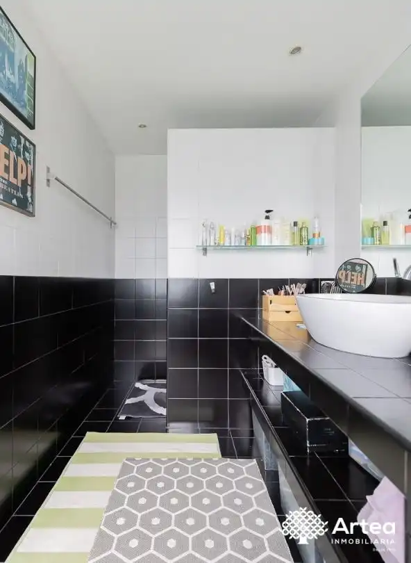 Bathroom of Detached homes for sale in Lezama  with Heating, Private garden and Terrace