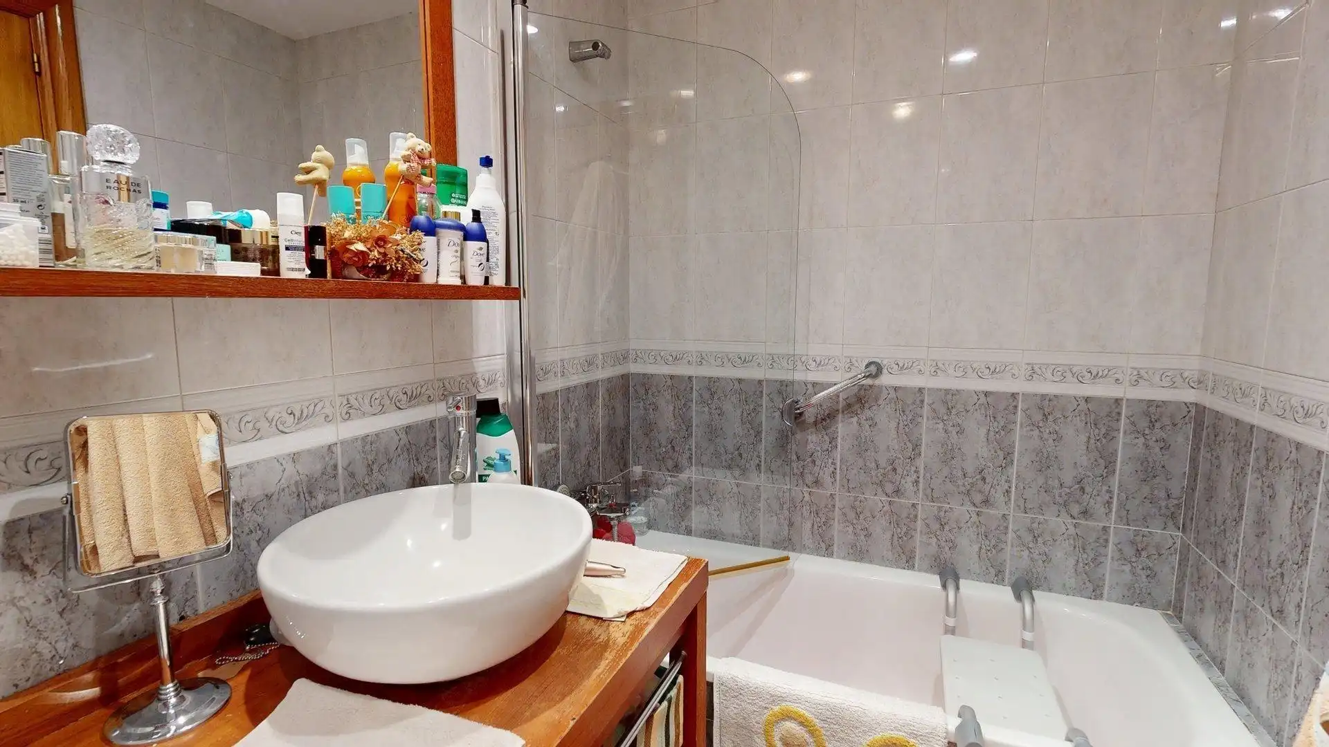 Baño de Casa adosada en venta en Zaragoza con Aire acondicionado, Calefacción y Terraza