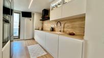 Kitchen of Flat for sale in  Barcelona Capital  with Air Conditioner, Heating and Parquet flooring