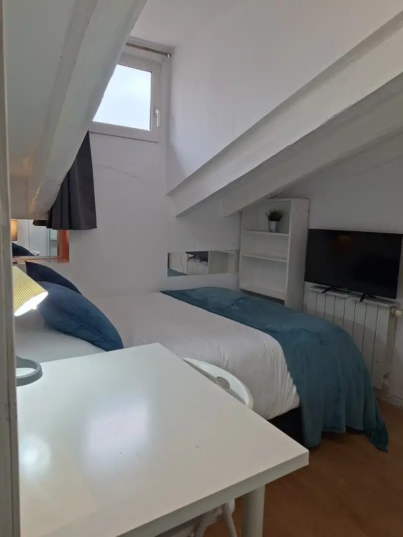 Habitación de Ático de alquiler en Centro