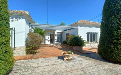 Vista exterior de Casa o xalet en venda en Banyeres de Mariola amb Calefacció, Jardí privat i Terrassa