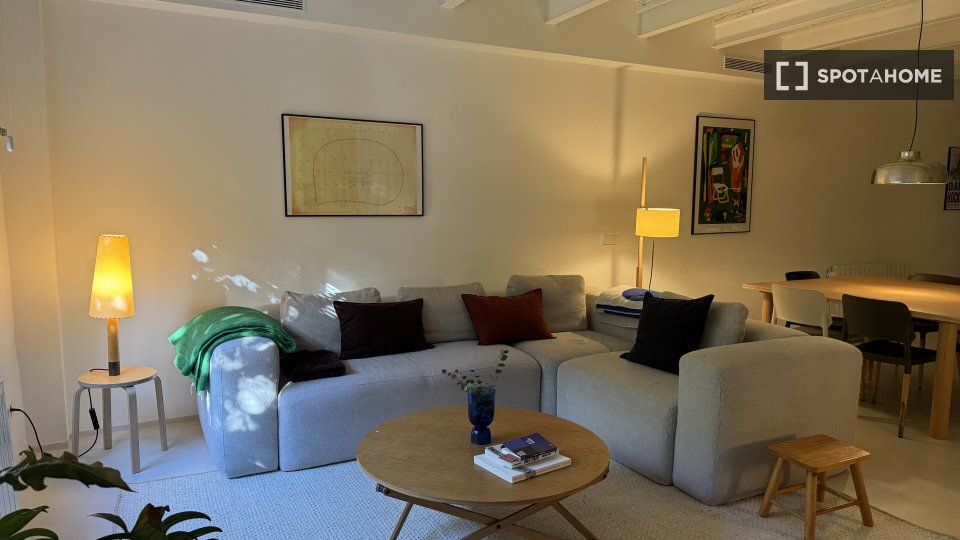 Sala d'estar de Pis de lloguer en  Barcelona Capital amb Aire condicionat, Calefacció i Moblat