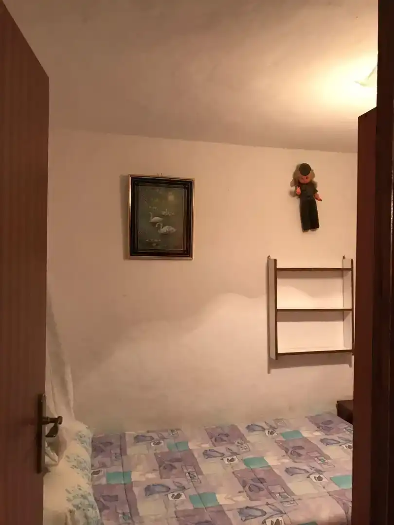 Habitación de Casa adosada en venta en Alhambra