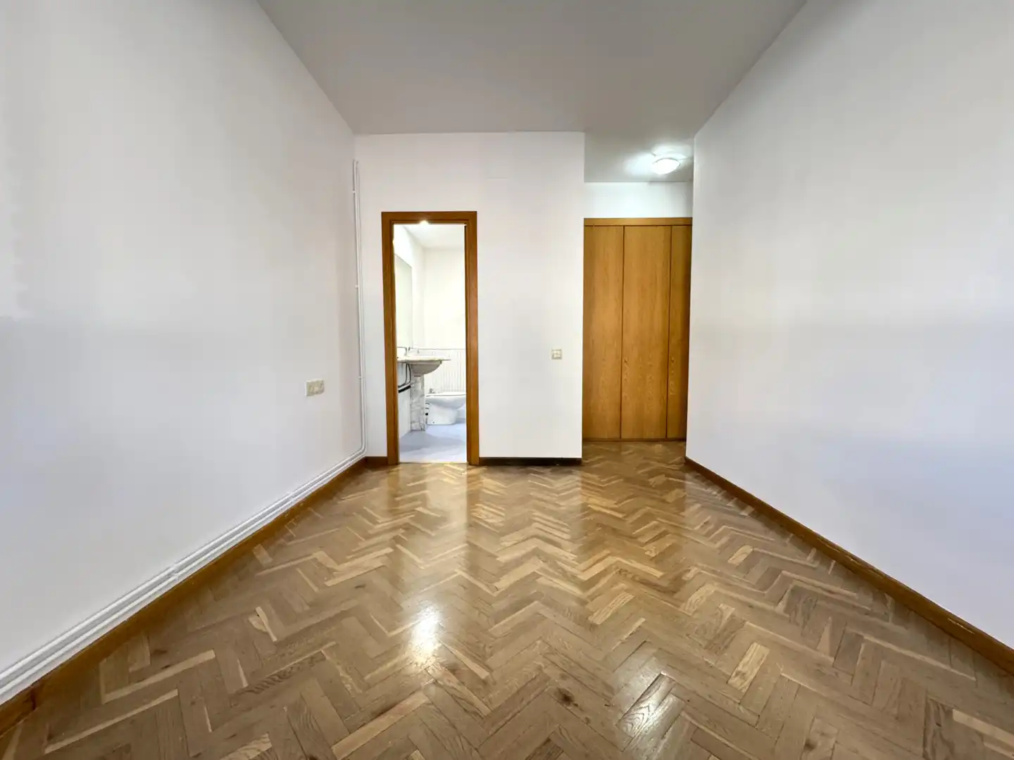 Habitación de Piso en venta en Barcelona con Calefacción, Parquet y Horno