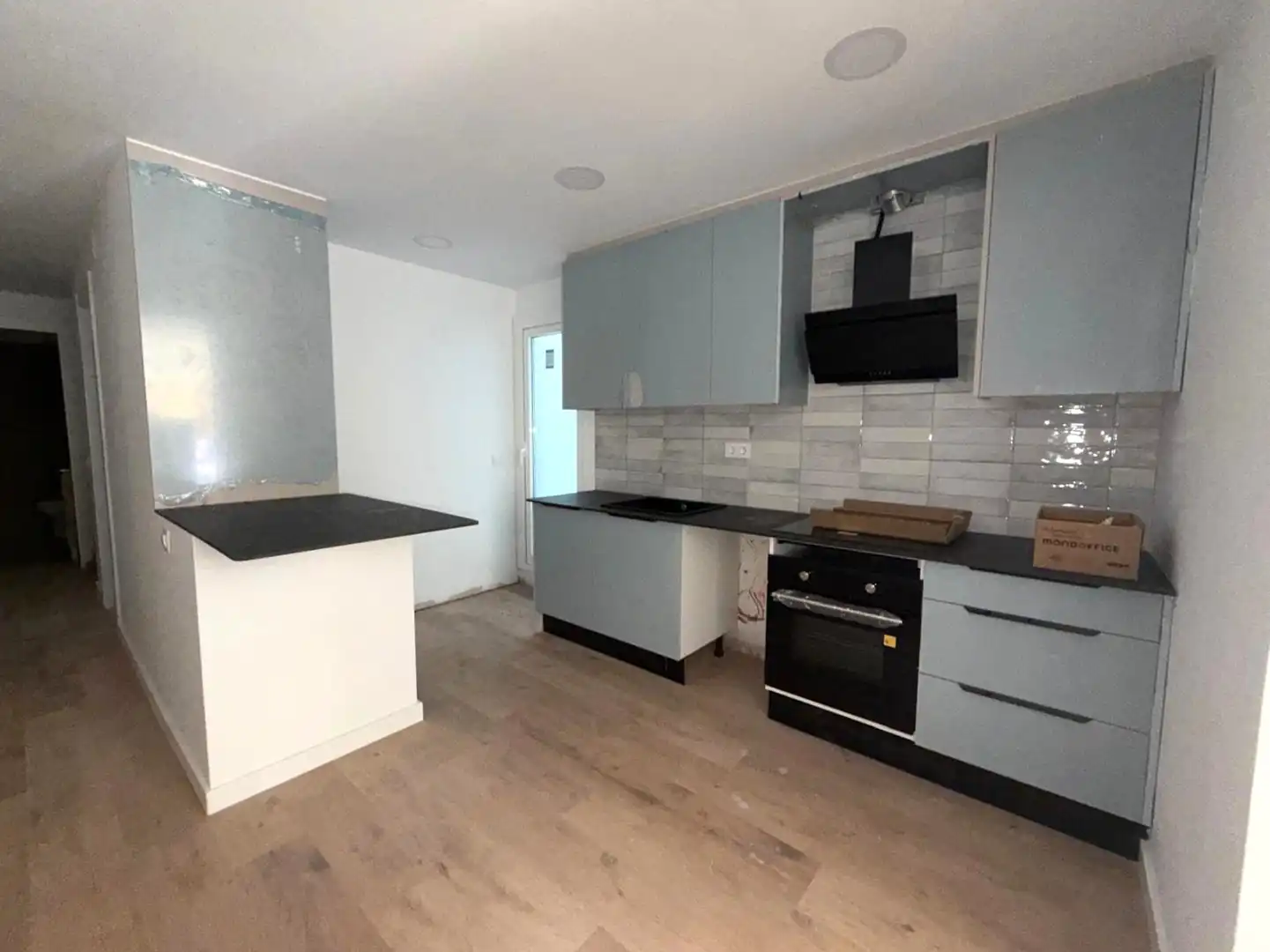 Cocina de Apartamento en venta en Blanes