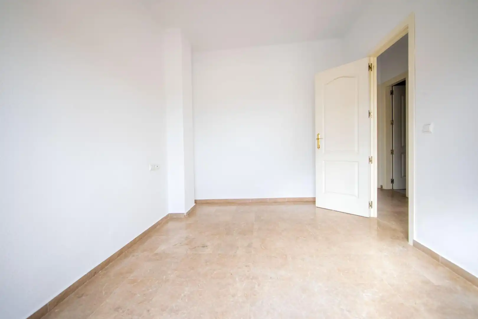 Casa bifamiliare con giardino in vendita a Villanueva del Ariscal, imagen 13