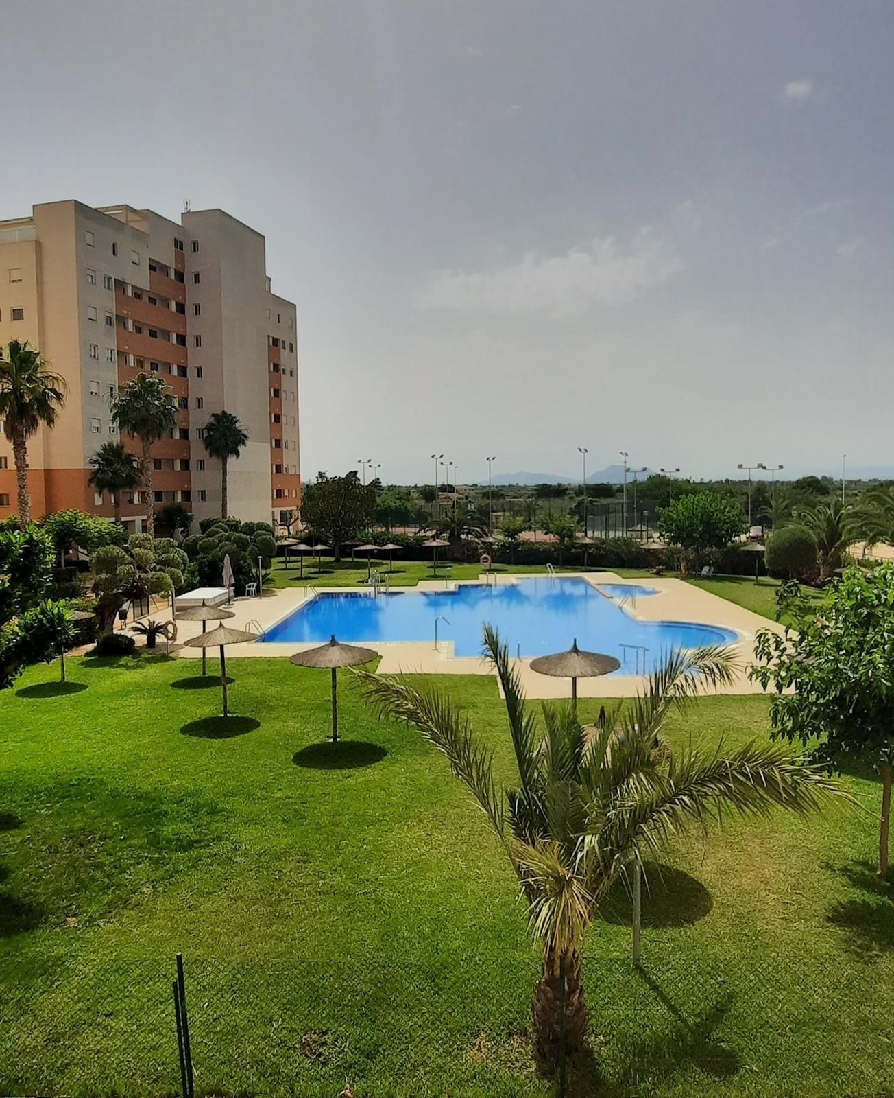 Swimming pool of Flat for sale in Guardamar del Segura  with Air Conditioner, Heating and Private garden
