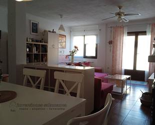 Living room of Single-family semi-detached for sale in Galindo y Perahuy  with Terrace and Swimming Pool