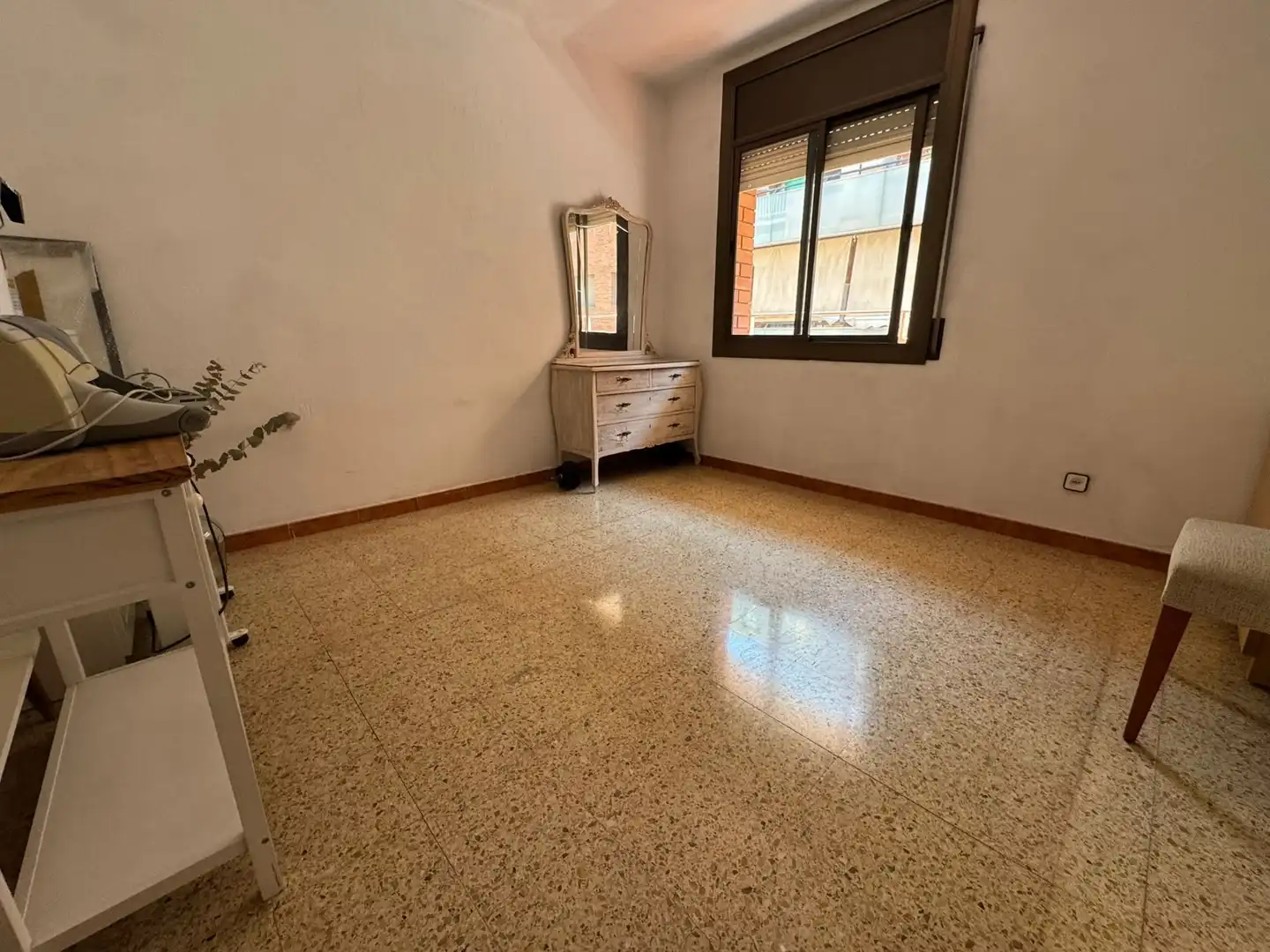 Habitación de Piso en venta en Cerdanyola del Vallès con Horno y Balcón