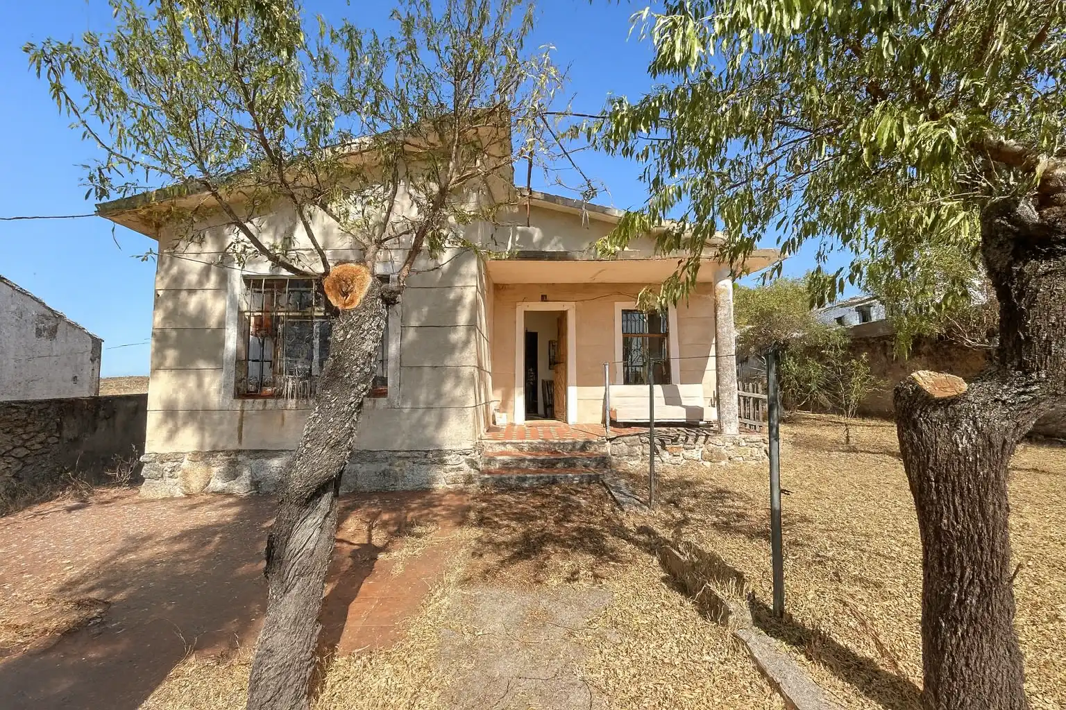 Vista exterior de Finca rústica en venta en Casar de Cáceres con Trastero