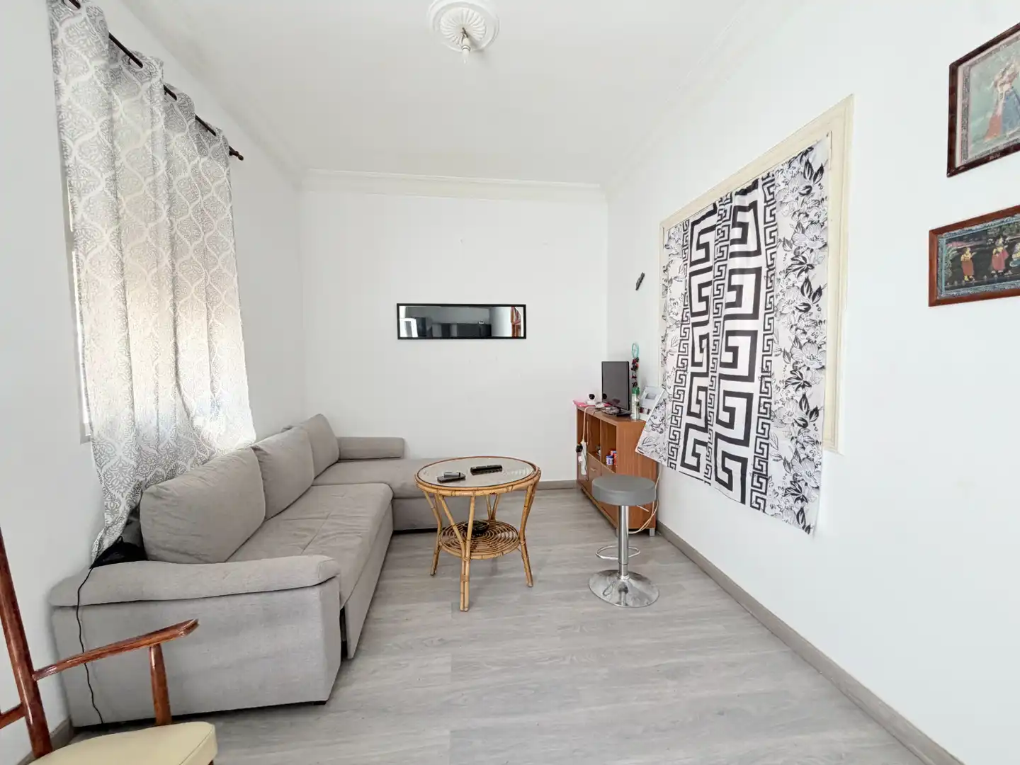 Living room of Detached homes for sale in Sevilla  with Air Conditioner, Terrace and Storage room