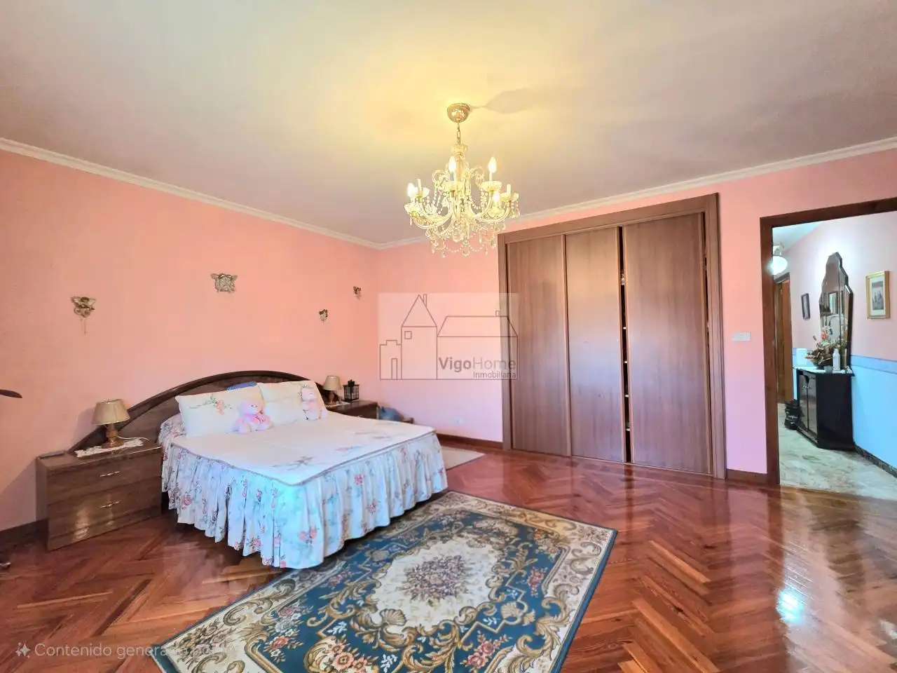 Habitación de Casa o chalet en venta en Vigo  con Calefacción y Jardín privado