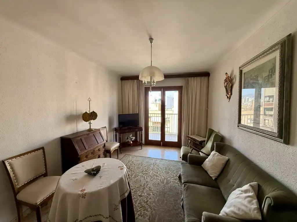 Flat with terrace for sale in Carrer Aragó, imagen 5