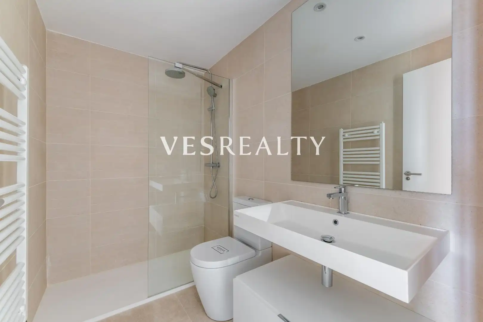 Apartament de lloguer a Calle Isabela Católica, Benalúa