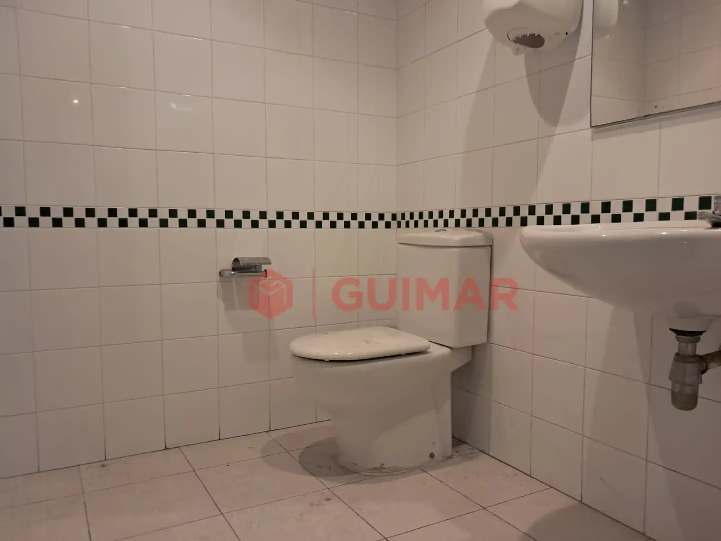 Badezimmer von Geschaftsraum zur Miete in El Prat de Llobregat