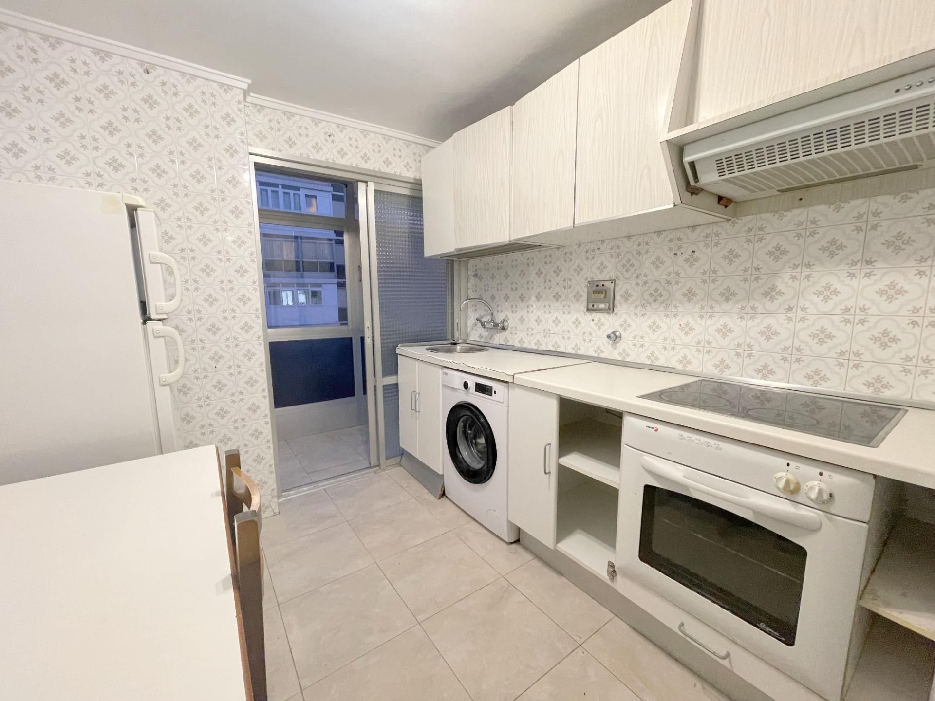 Cuina de Pis en venda en Bilbao  amb Balcó