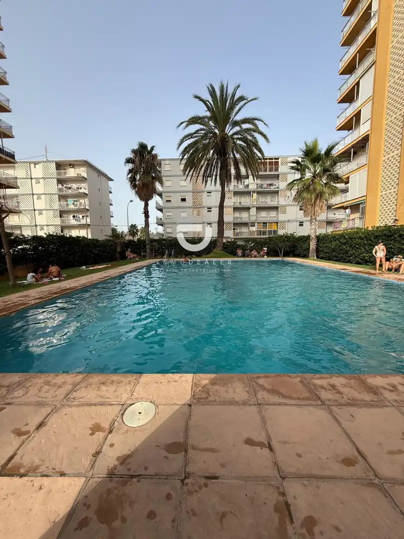 Piscina de Local en venda en Miramar