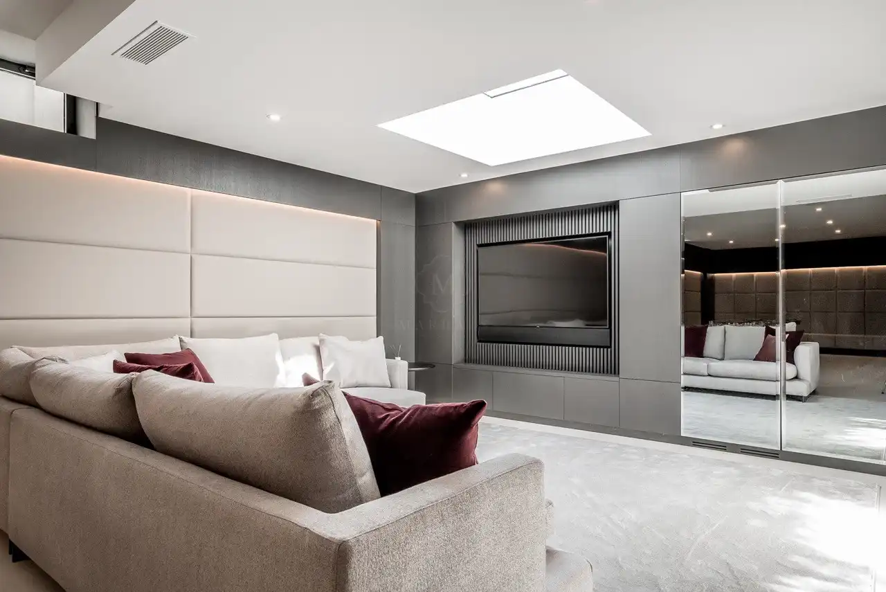 Living room of Houses for sale in Marbella  with Air Conditioner, Heating and Private garden