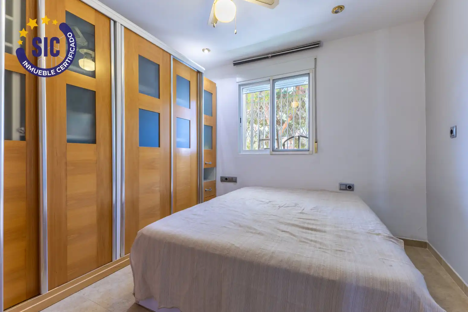 Dormitori de Pis en venda en Sagunto / Sagunt amb Aire condicionat i Balcó