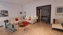 Living room of Flat for sale in  Valencia Capital  with Air Conditioner and Balcony