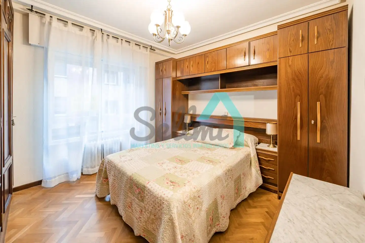 Schlafzimmer von Wohnung zum Verkauf in Gijón  mit Heizung und Parkett