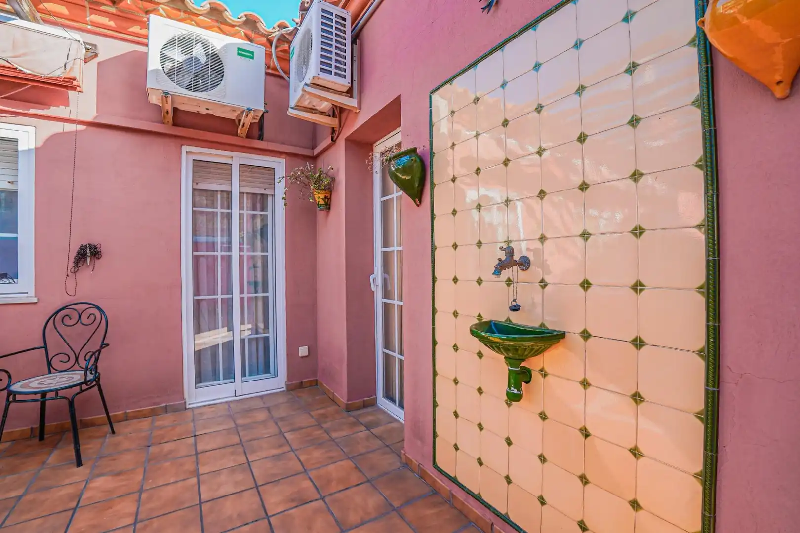 Garden of Detached homes for sale in Vilallonga del Camp  with Air Conditioner, Heating and Private garden
