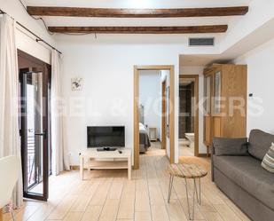 Sala de estar de Apartamento de alquiler en  Barcelona Capital con Aire acondicionado, Calefacción y Parquet