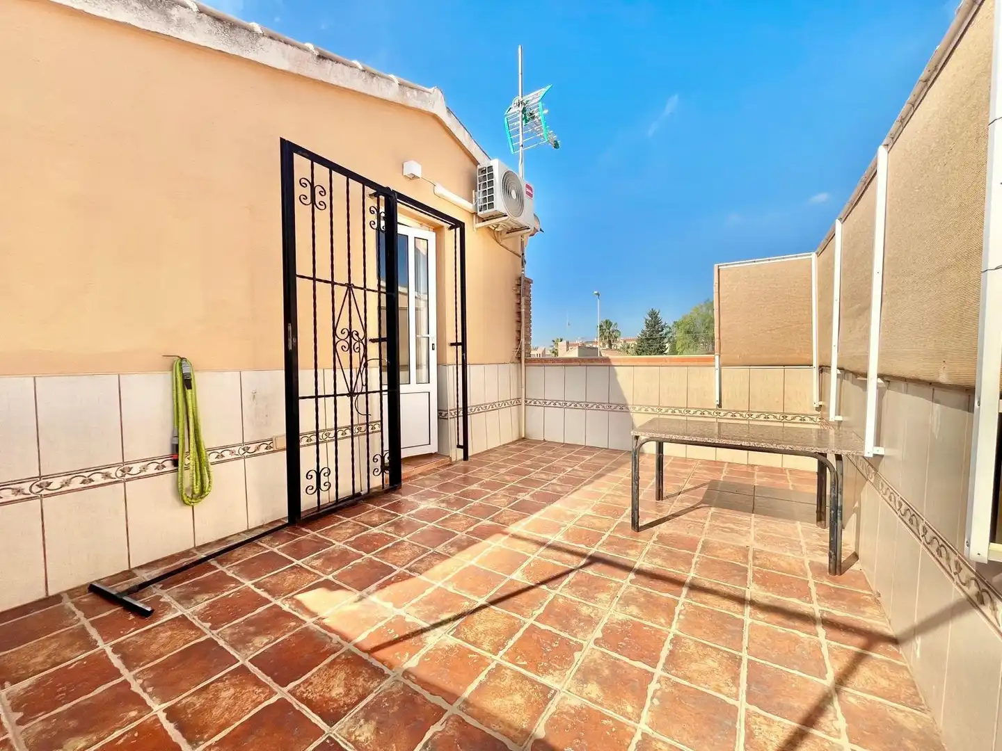 Terrassa de Casa o xalet en venda en Orihuela amb Calefacció, Piscina i Moblat