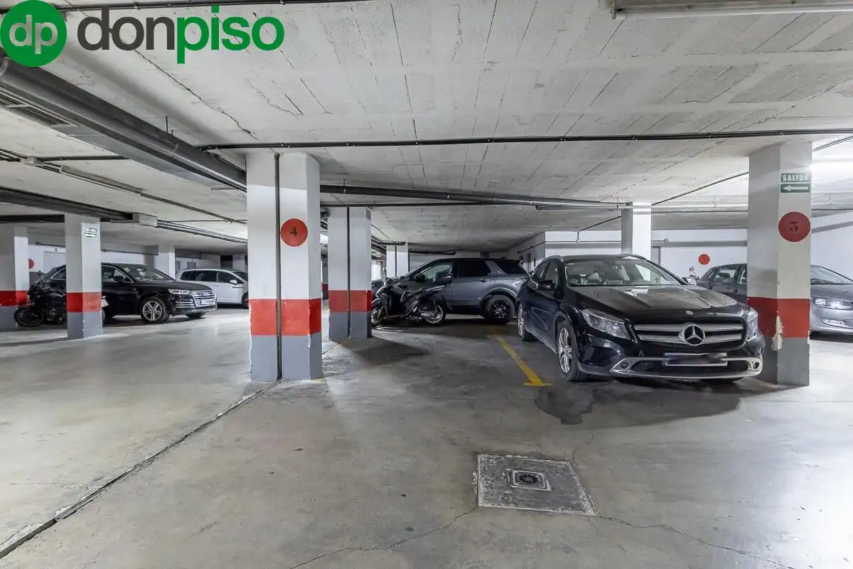 Parkplatz von Garage zum Verkauf in Armilla