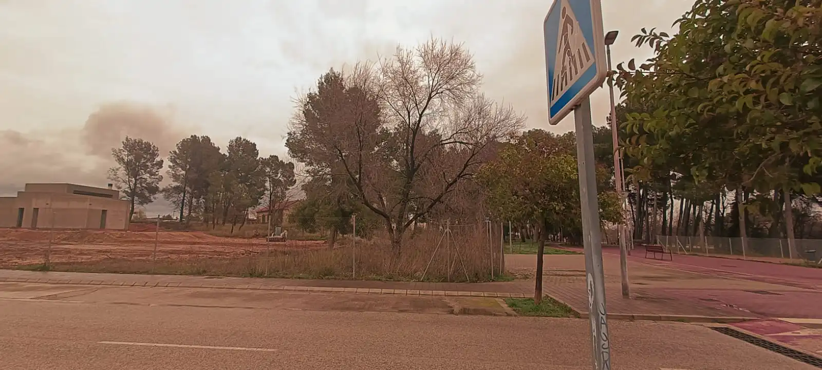 Außenansicht von Residential zum Verkauf in Almansa