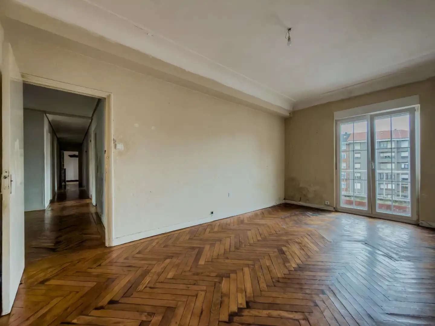 Dormitori de Pis en venda en Torrelavega  amb Calefacció, Parquet i Traster