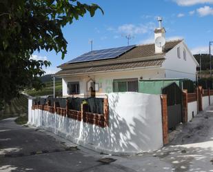 Vista exterior de Casa o xalet en venda en Querol amb Jardí privat, Terrassa i Piscina