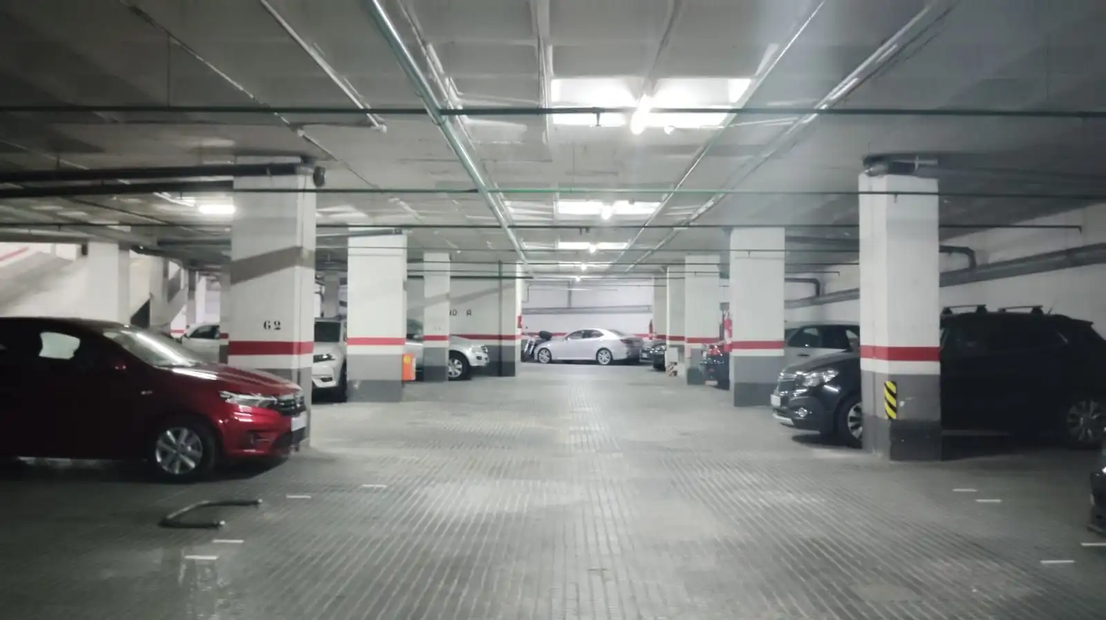 Parkplatz von Garage zur Miete in Eixample