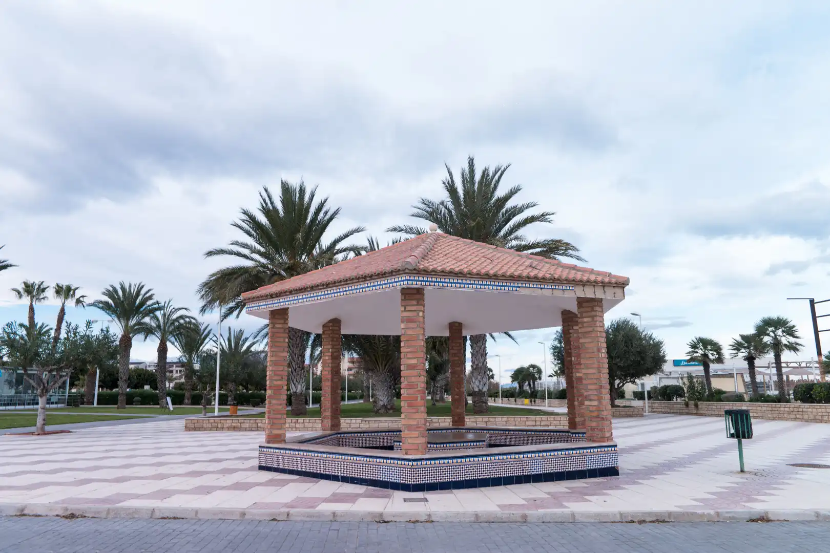 Exterior view of Apartments for sale in Sagunto / Sagunt  with Air Conditioner, Terrace and Furnished