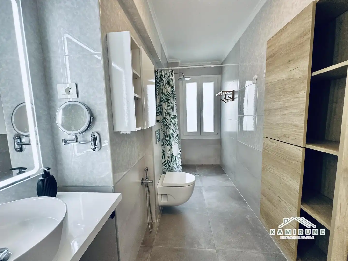 Baño de Piso en venta en Bilbao  con Calefacción, Terraza y Trastero