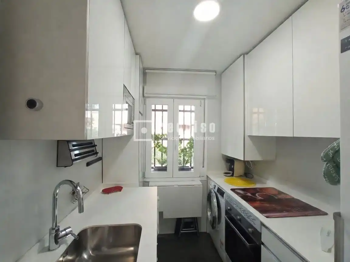 Küche von Wohnung zur Miete in Madrid mit Klimaanlage, Heizung und Parkett