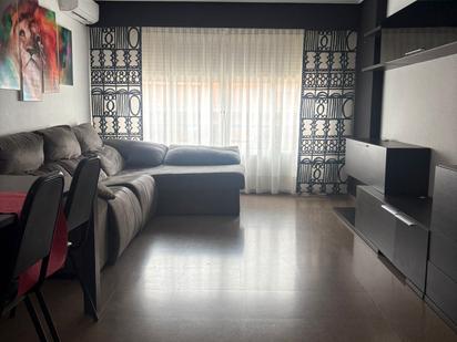 Living room of Flat for sale in Picassent  with Air Conditioner, Terrace and Oven