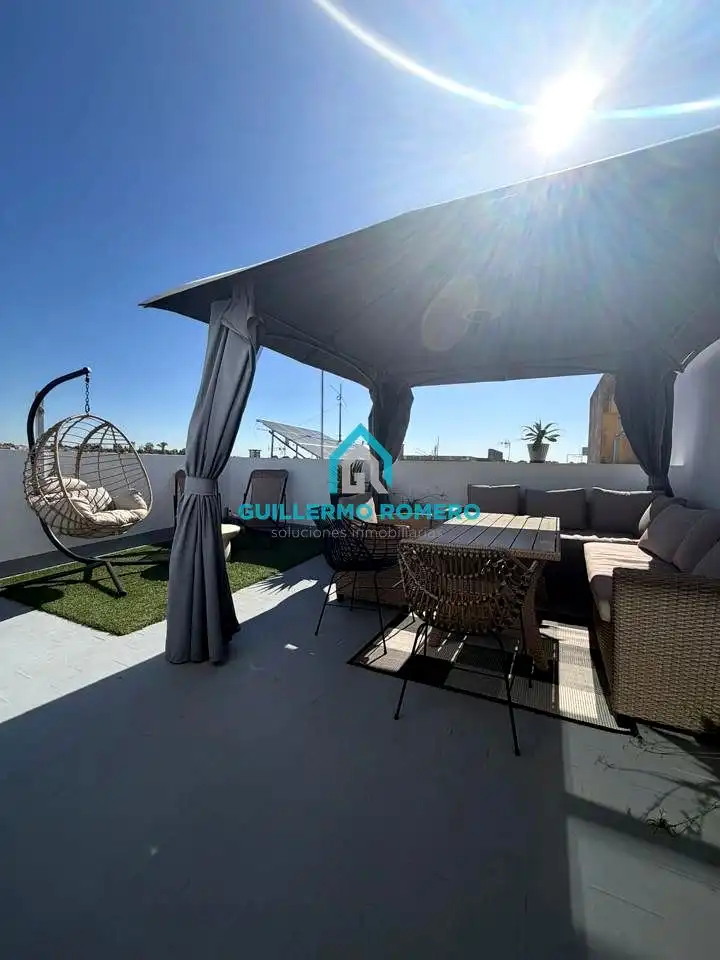 Terraza de Dúplex en venta en Coria del Río