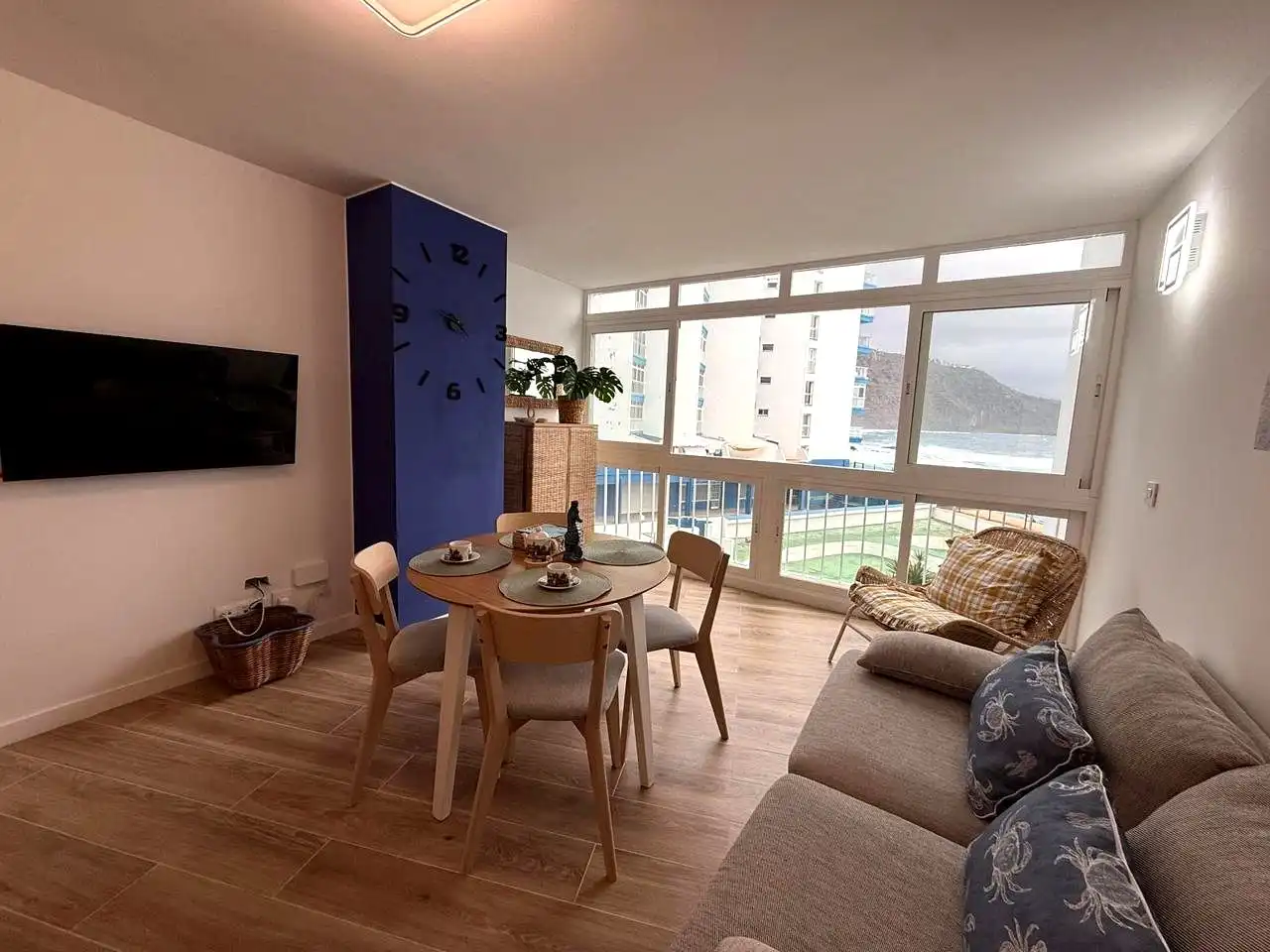 Sala de estar de Estudio en venta en Tacoronte con Aire acondicionado, Terraza y Amueblado