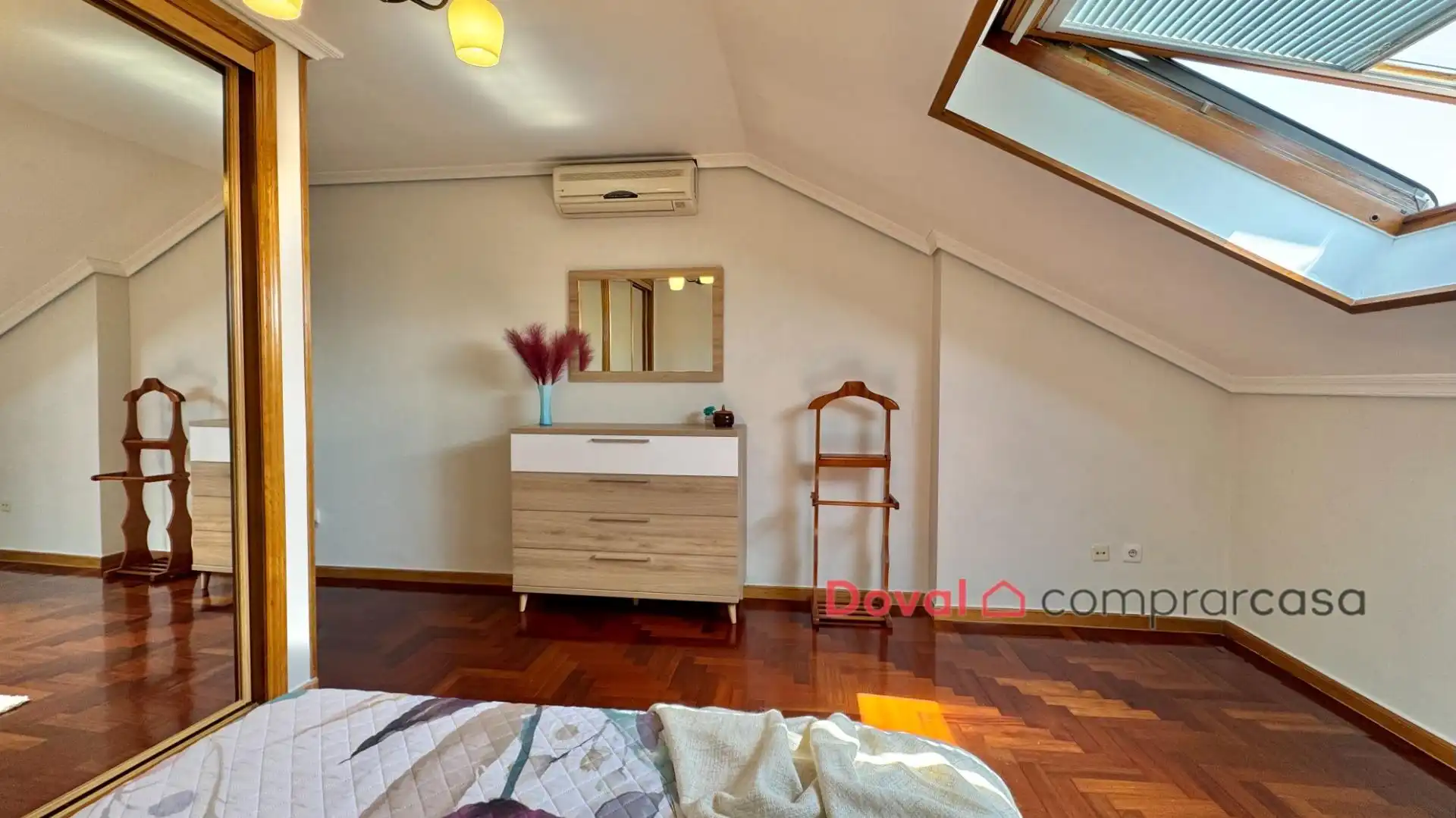 Habitación de Ático en venta en Tui con Calefacción, Parquet y Terraza