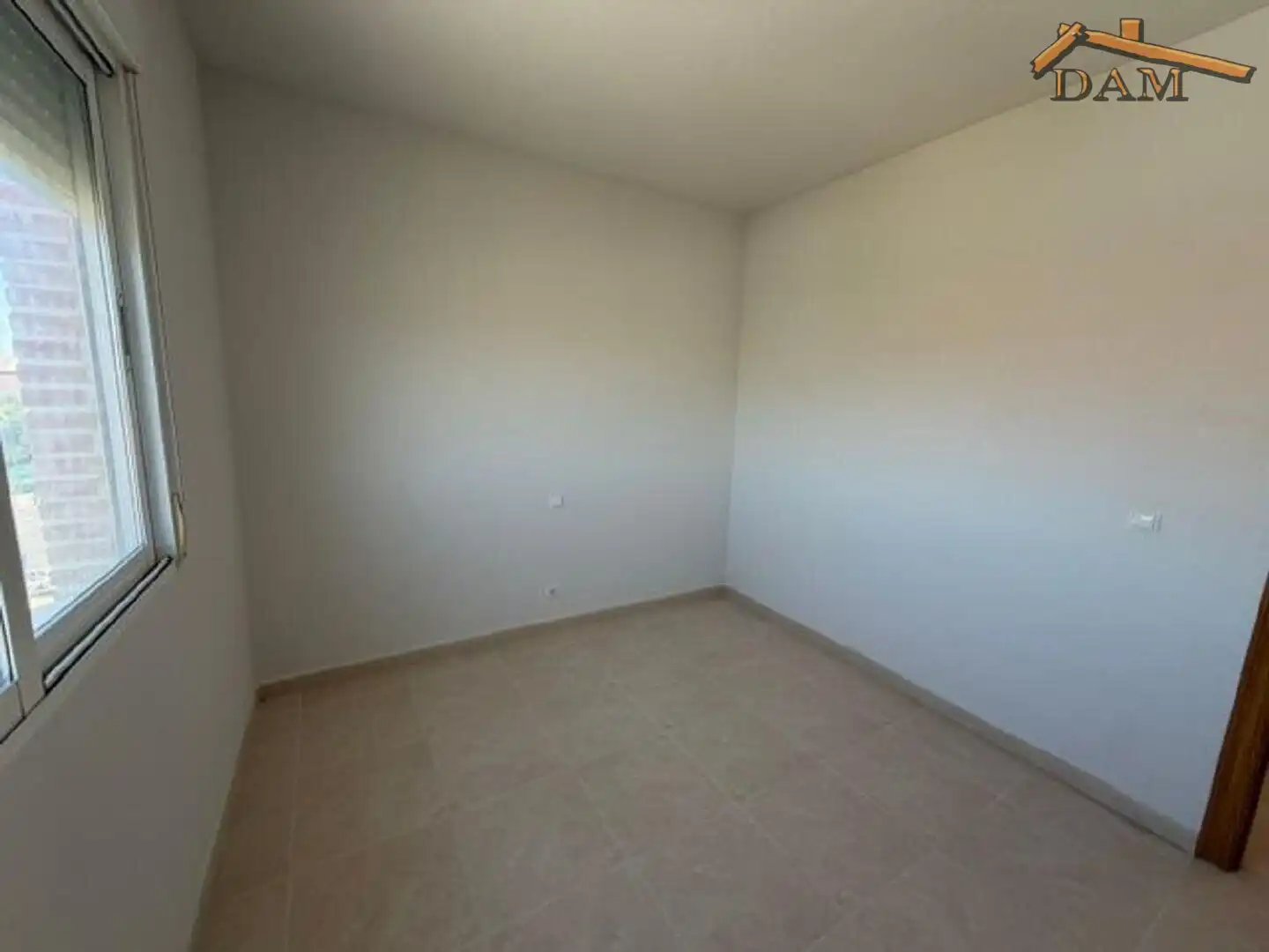 Habitación de Casa adosada en venta en Carmena