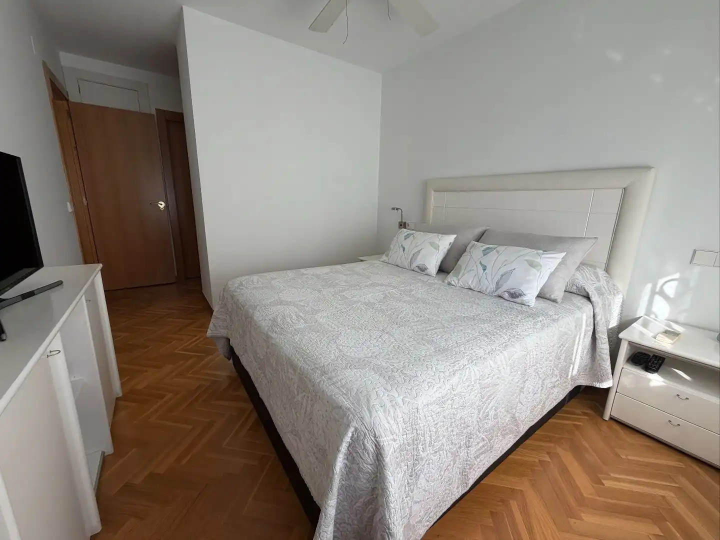 Dormitori de Casa o xalet en venda en Montserrat - Parque Empresarial