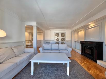 Sala d'estar de Pis en venda en Reus amb Aire condicionat i Terrassa