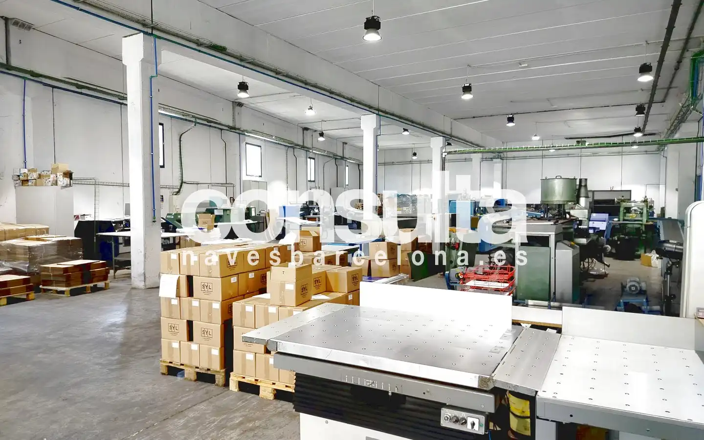 Fabrikhallen zur Miete in Gavà