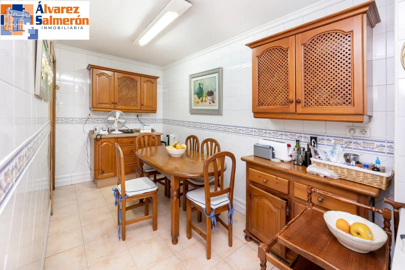 Kitchen of Flat for sale in Granada  with Heating and Balcony
