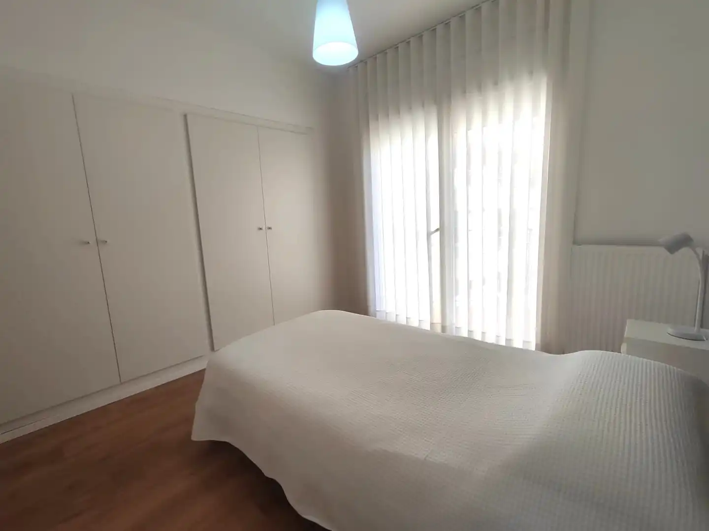 Dormitori de Pis en venda en Girona amb Aire condicionat, Calefacció i Parquet