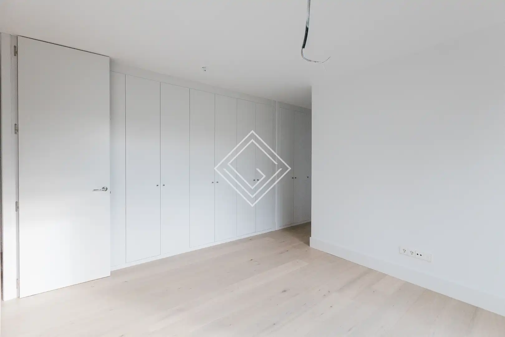 Dúplex en venta en Madrid con Aire acondicionado, Terraza y Trastero