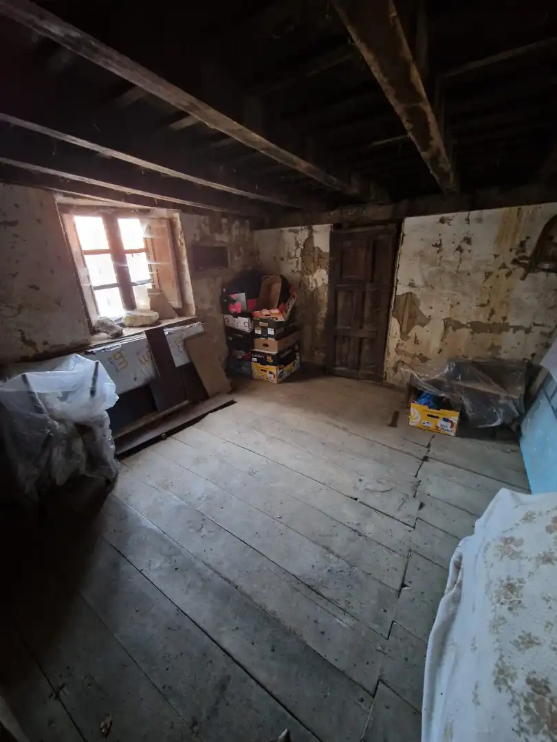 Casa adosada en venta en Vega de Liébana con Terraza, Trastero y Balcón