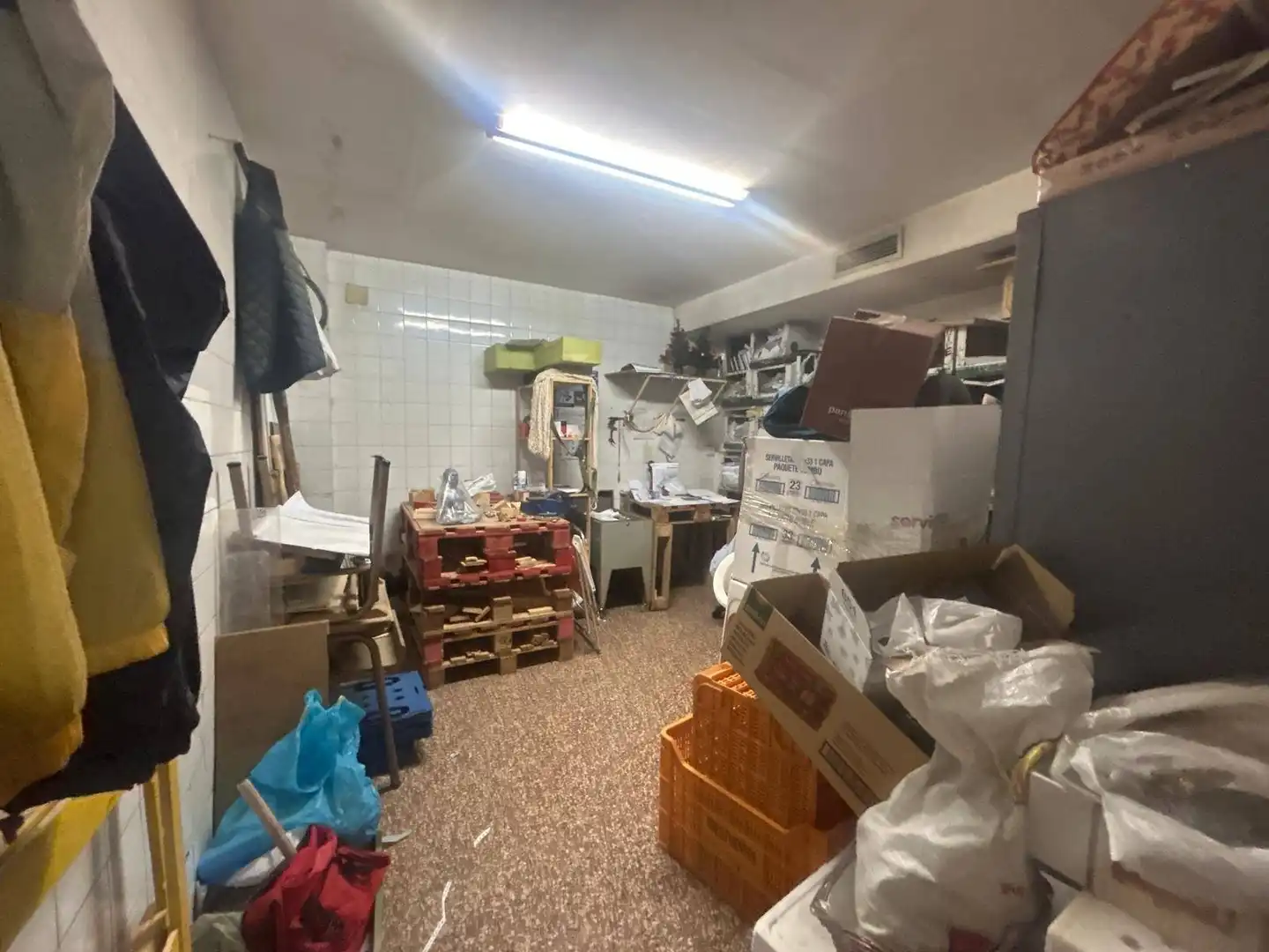 Local comercial en venta en Calle de Pablo Picasso, imagen 24